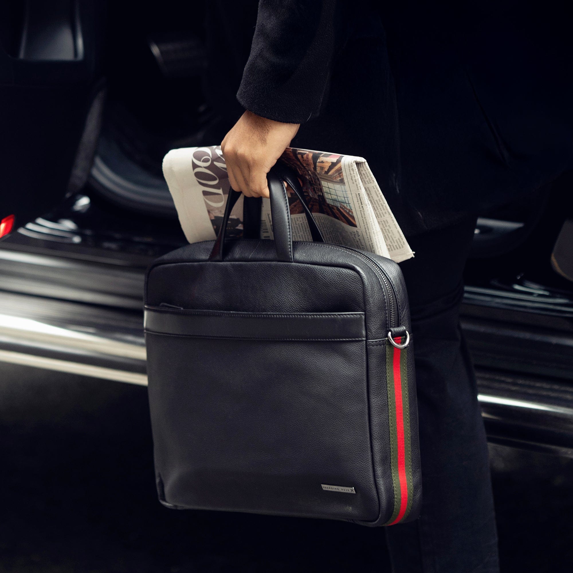 Hey Handsome 18" Pebble Grain Genuine Leather Briefcase - Black